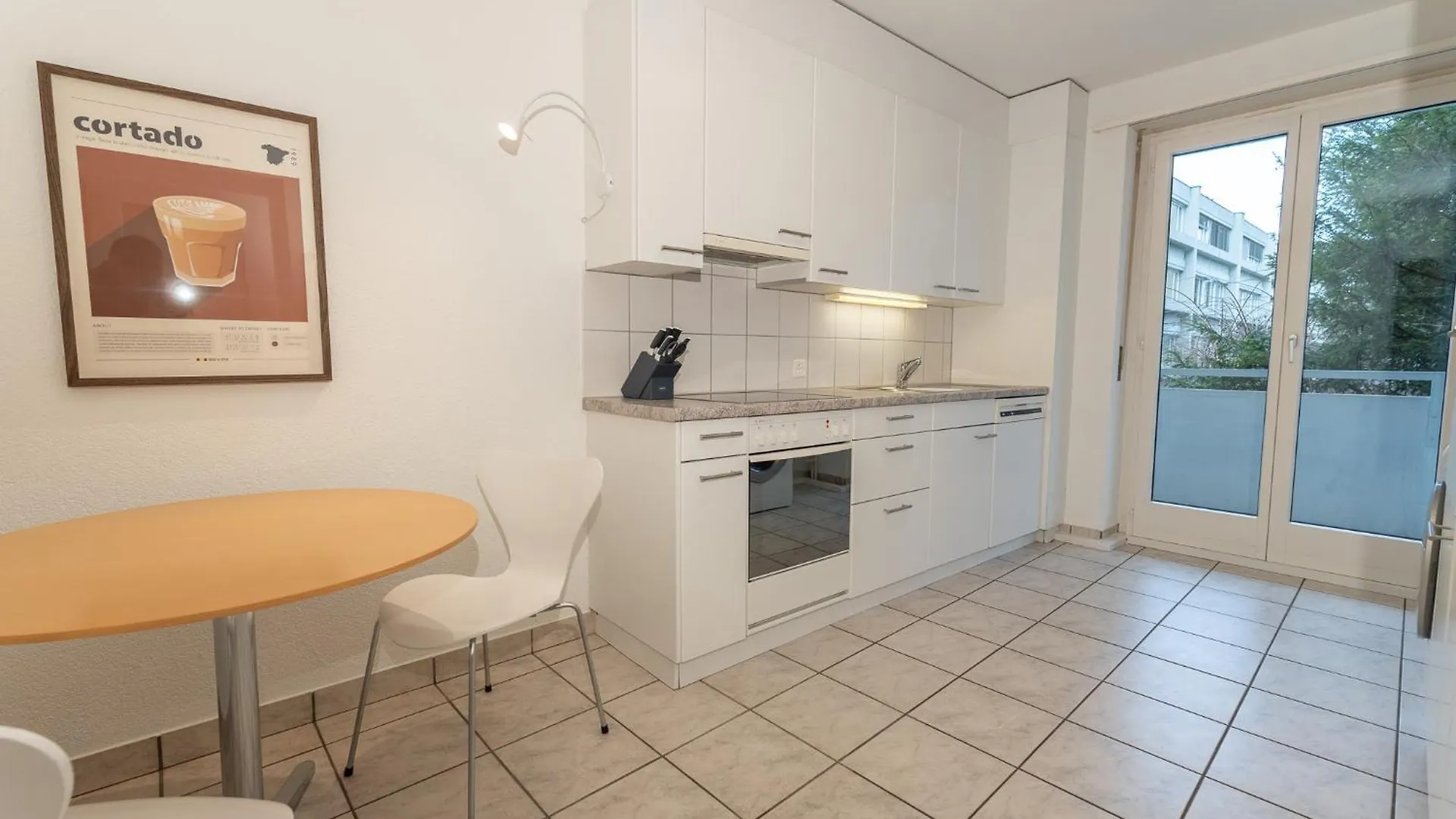 Jungstay Apartments Central בזל